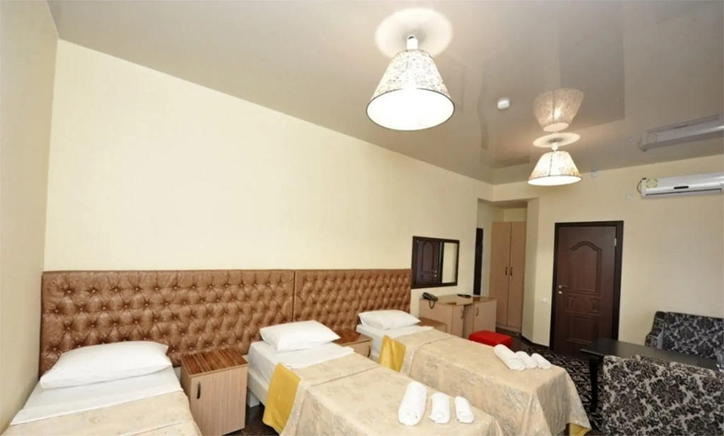 Nairi Hotel Room Type - Comfort Quadruple room