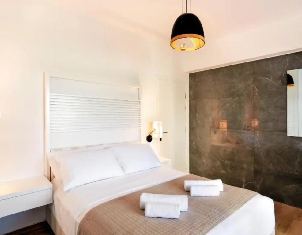 2 Bedrooms Quadruple Apartment with balcony and with sea view