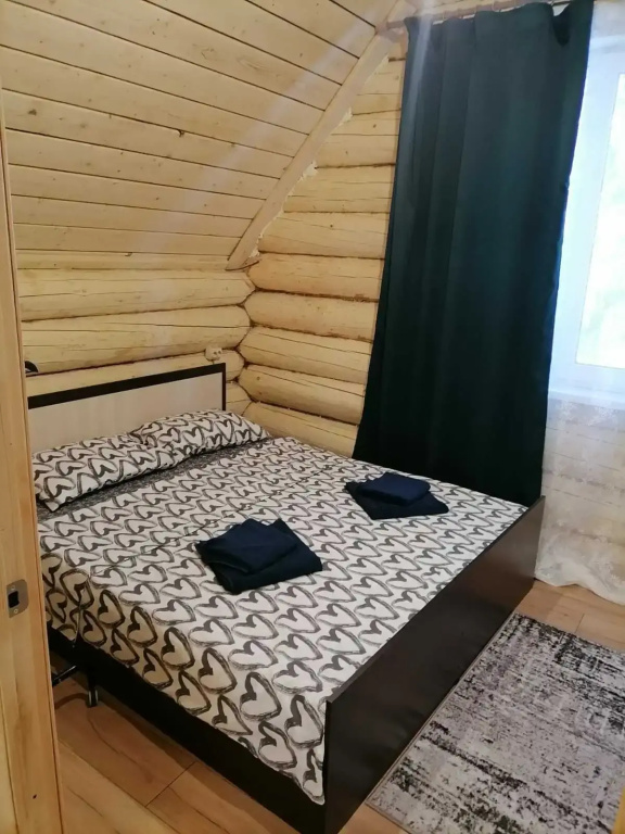 2-Room No. 4 Double House (full double bed)