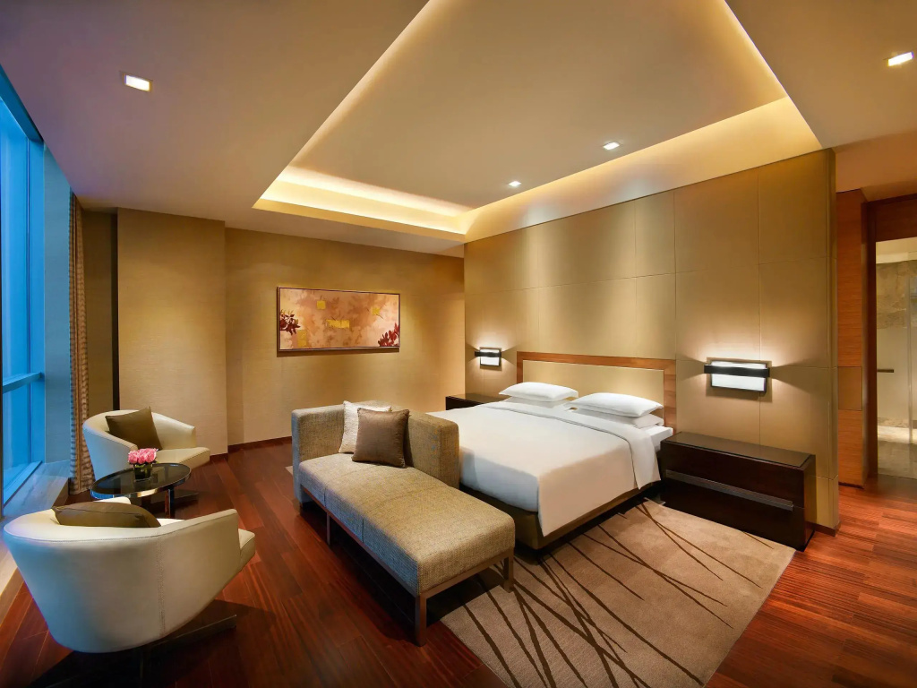 Executive Regency Suite