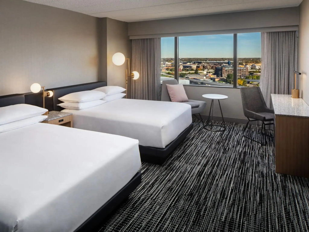 Room with city view