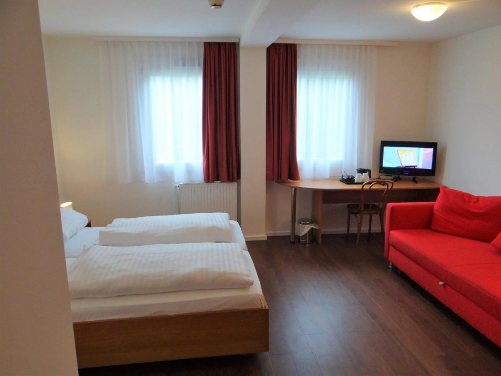Amedia Express Sattledt a Trademark by Wyndham - Chambres