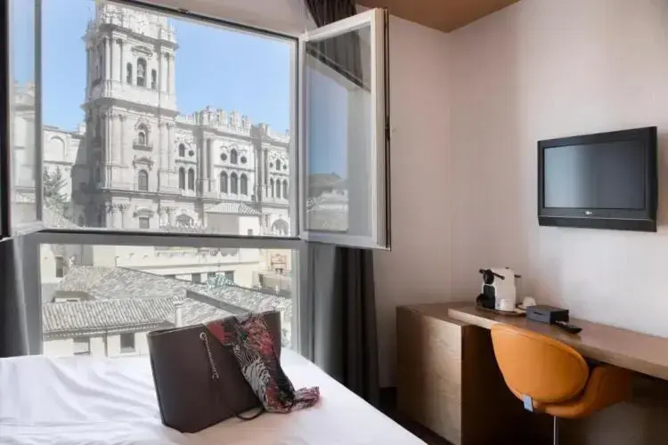 Petit Palace Plaza Malaga Hotel Room Type - Quadruple Superior Room