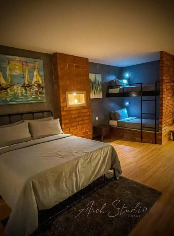 Studio Apartment