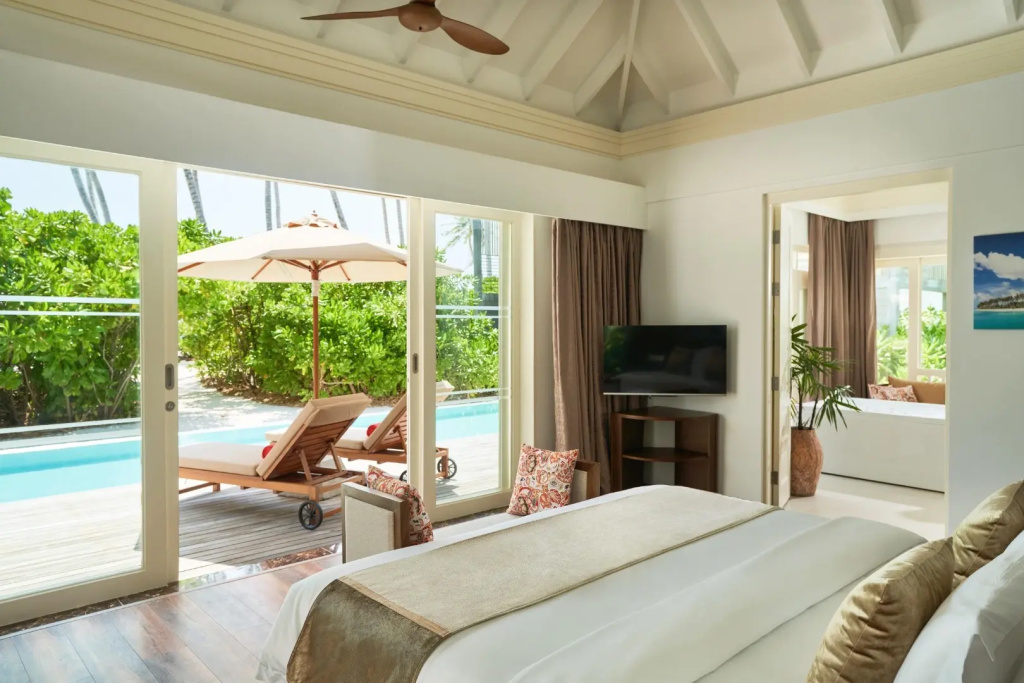 2 Bedrooms Beach Residence with Pool