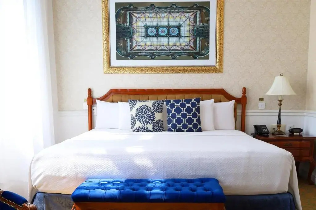 Gran Hotel Ciudad de Mexico Zocalo View - Chambres