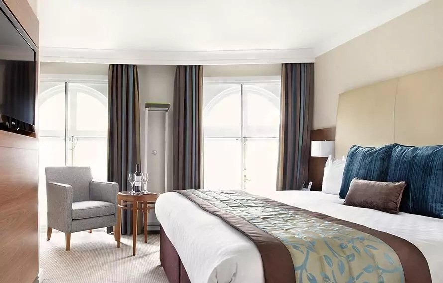 Double Junior Suite (full double bed)