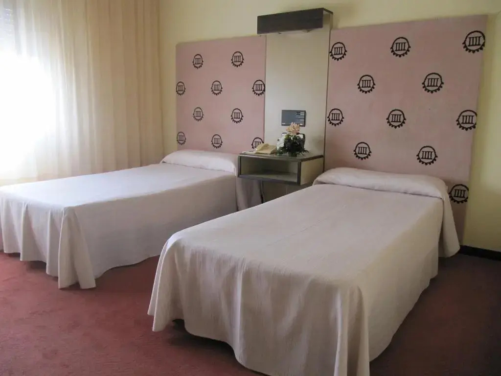 Hotel Sercotel Cuatro Postes - Chambres