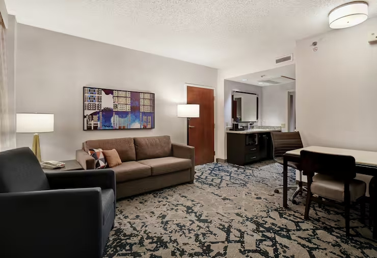 Embassy Suites by Hilton Charleston Hotel - Chambres