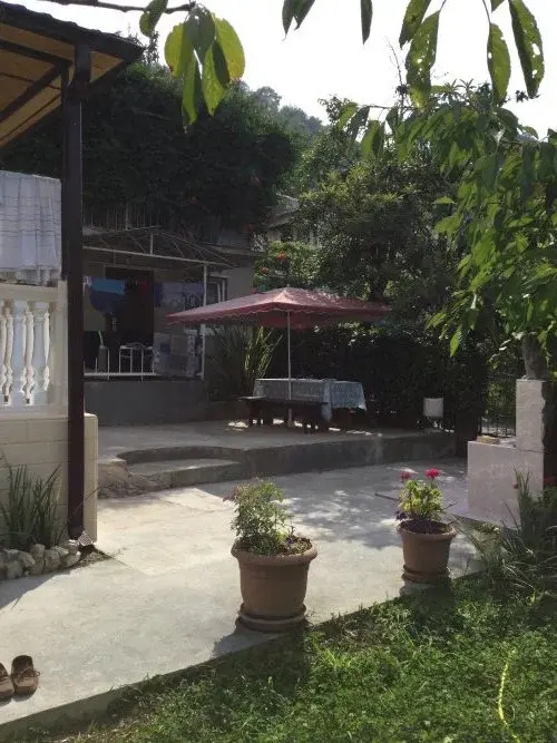 Kabardinskaya 121 Guest House