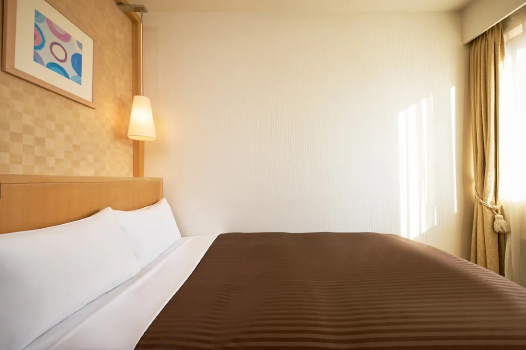 Standard Semi-Double Comfort Floor room