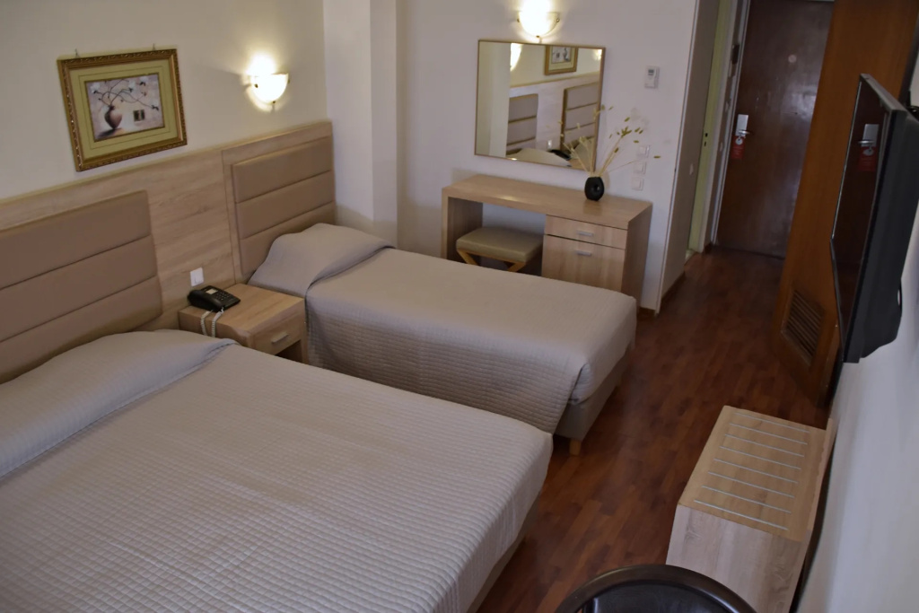 Triple room