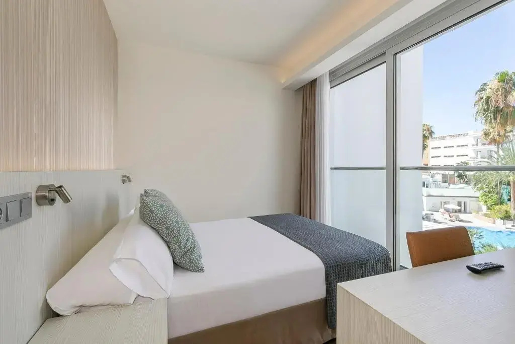 Family Double room (full double bed)