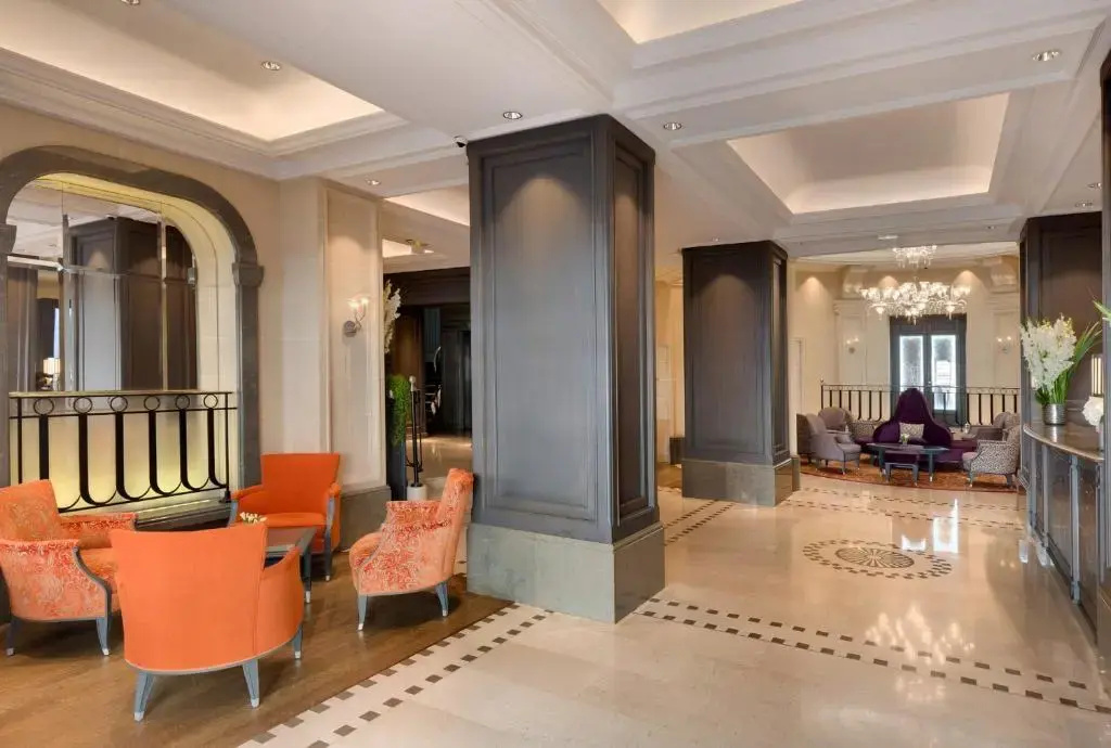 Chateau Frontenac Hotel  25