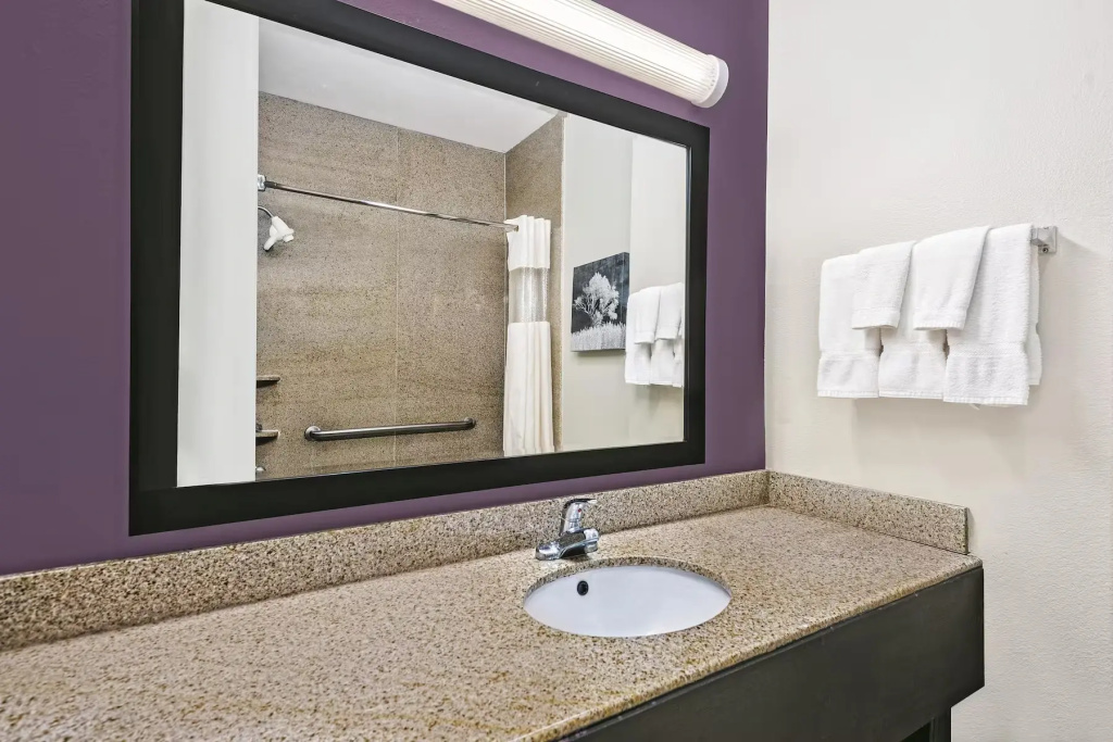 Quality Inn and Suites - Chambres