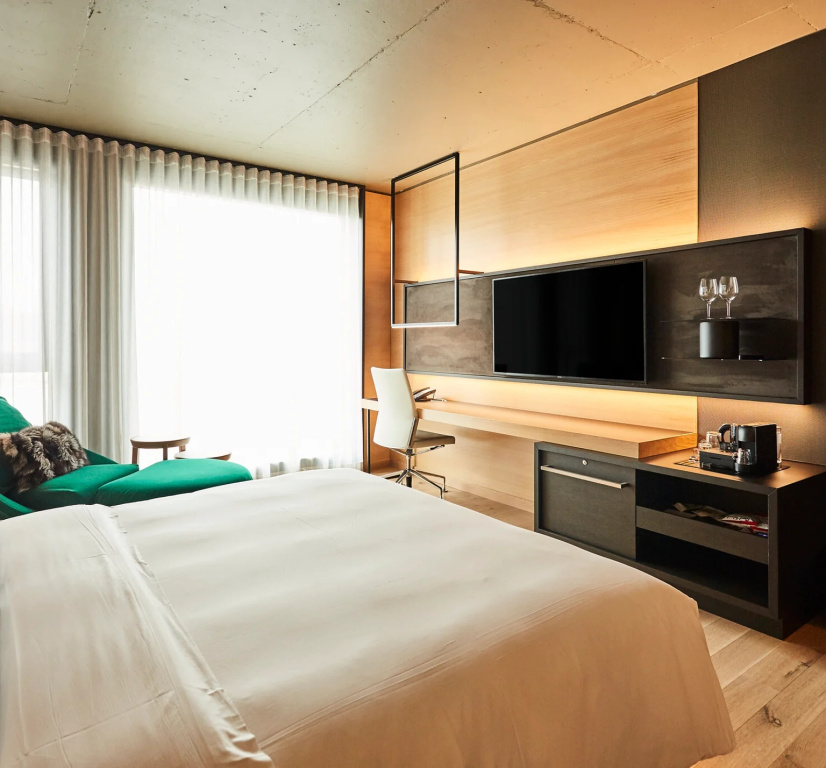 Signature Double room (full double bed)