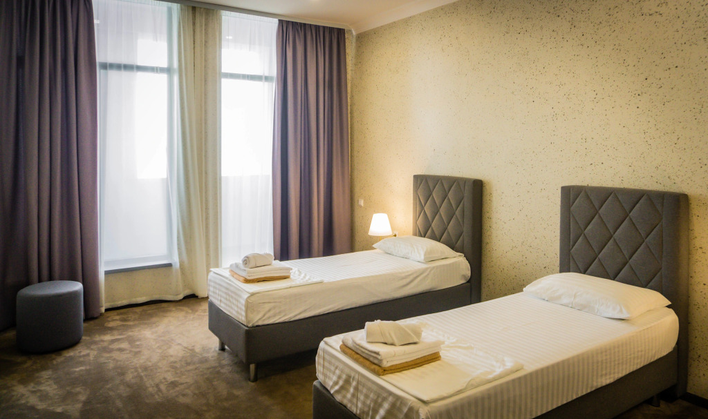 Четырёхместный люкс с 3 комнатами с видом на горы в Нарт