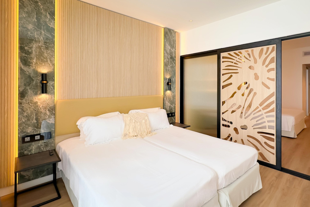 Cavo Maris Beach Hotel - Chambres