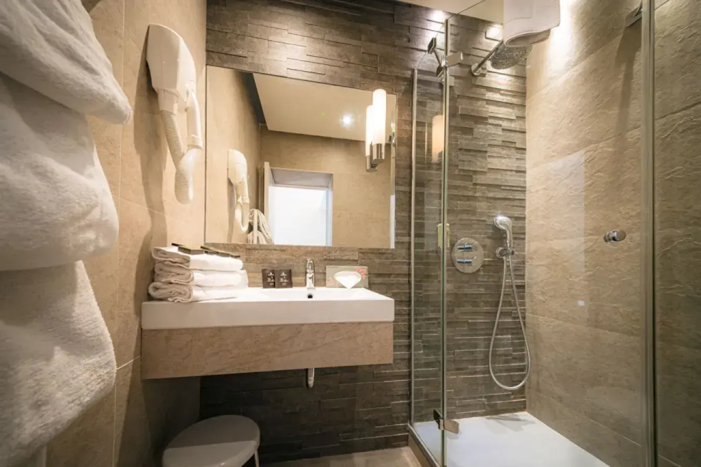 Hôtel France et Chateaubriand - Chambres