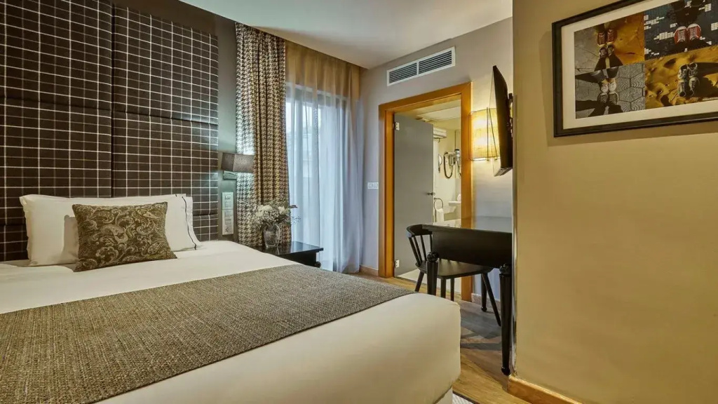 Hotel Hesperia Barri Gòtic - Chambres