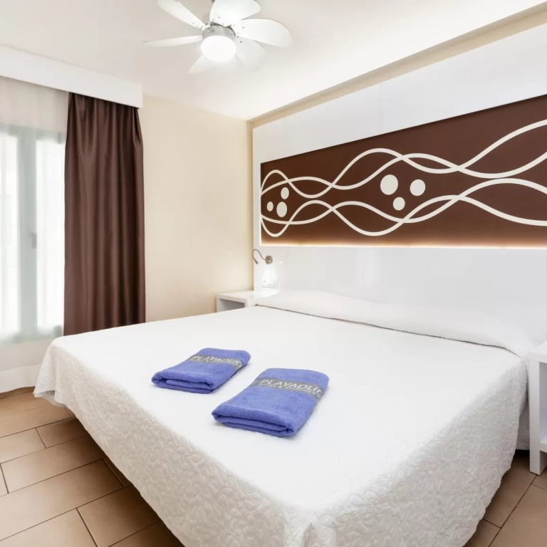 1 Bedroom Premium Double Apartment (full double bed)