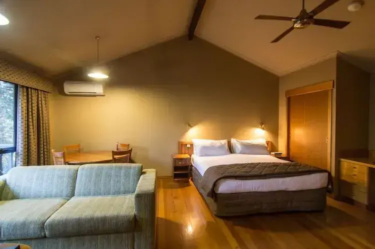 1 Bedroom Double Cabin (full double bed)