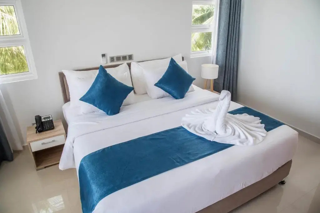 Double room with ocean view (full double bed)