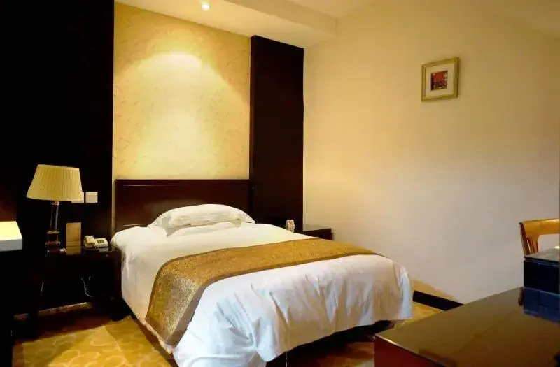 Business Single room (full double bed)