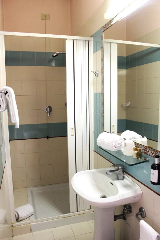 Phi Hotel Ambra - Chambres