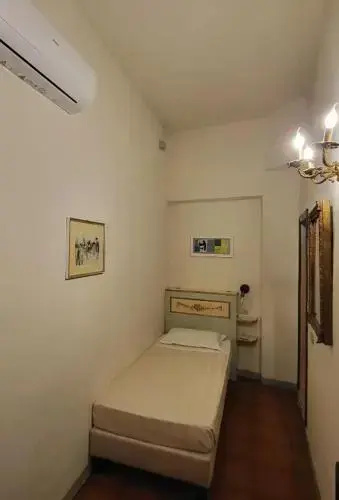 Deluxe Single room