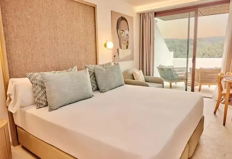 Cala San Miguel Hotel Ibiza, Curio Collection by Hilton - Chambres