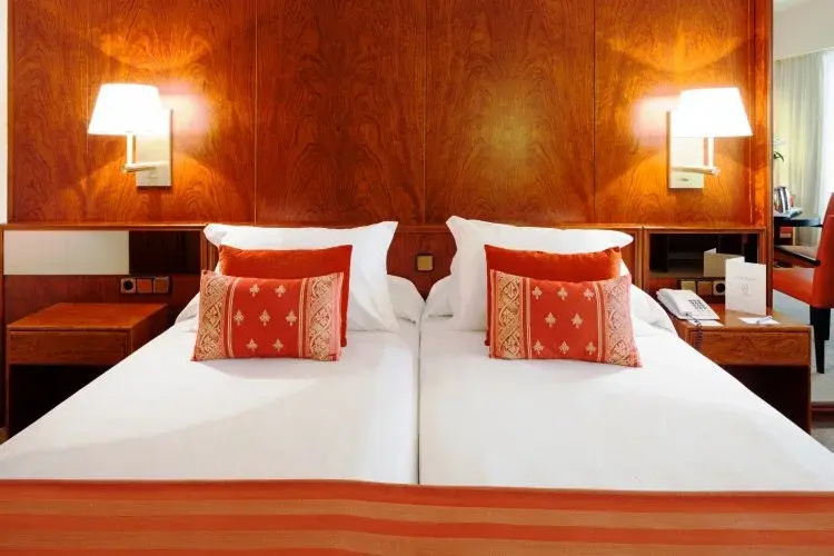 Royal Plaza Hotel - Chambres