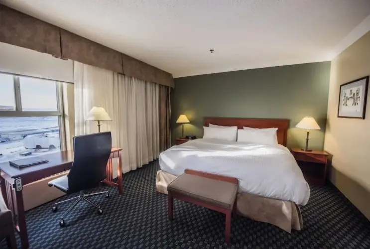 Premier Double room with bay view (full double bed)