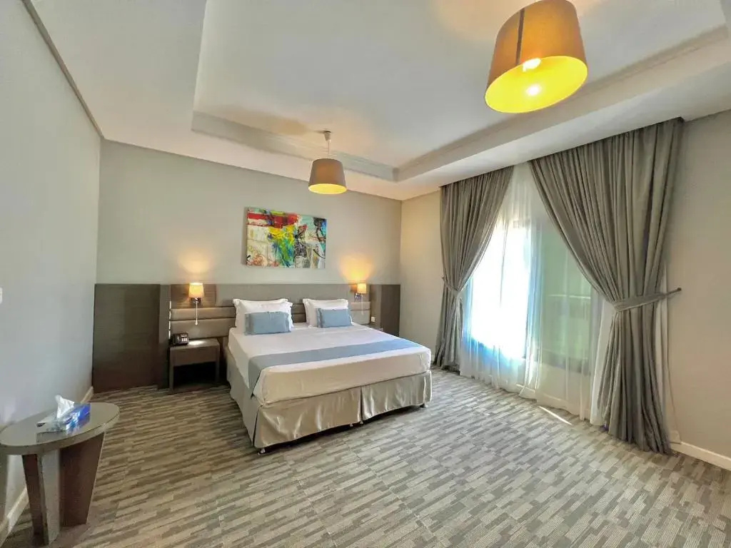 1 Bedroom Double Suite (full double bed)