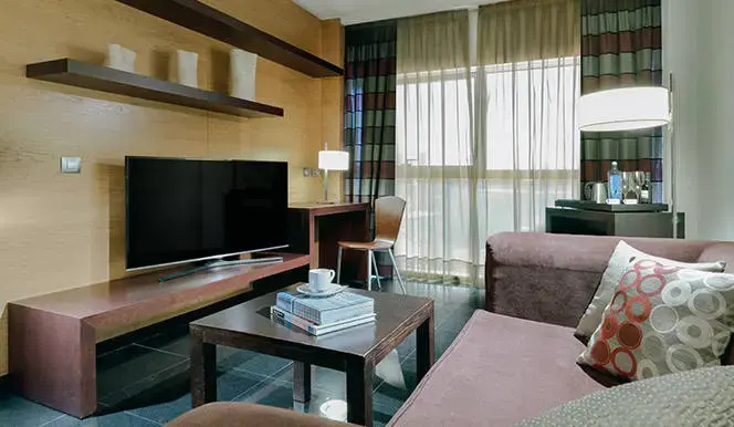 Hesperia Fira Aparthotel - Chambres