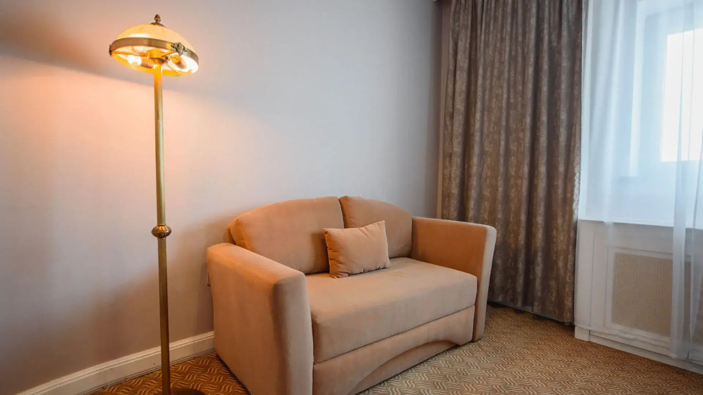 Двухместный полулюкс двуспальная кровать в Казахстан