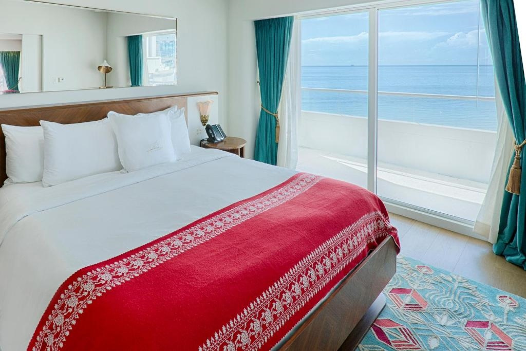 Imperial Quadruple Suite