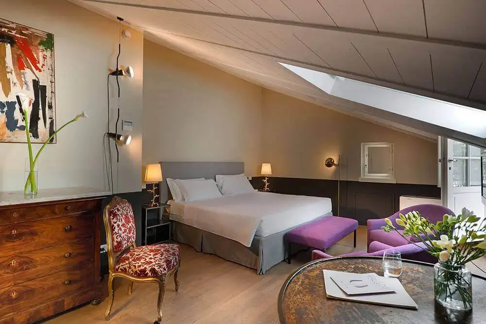 Junior Double Suite (full double bed)