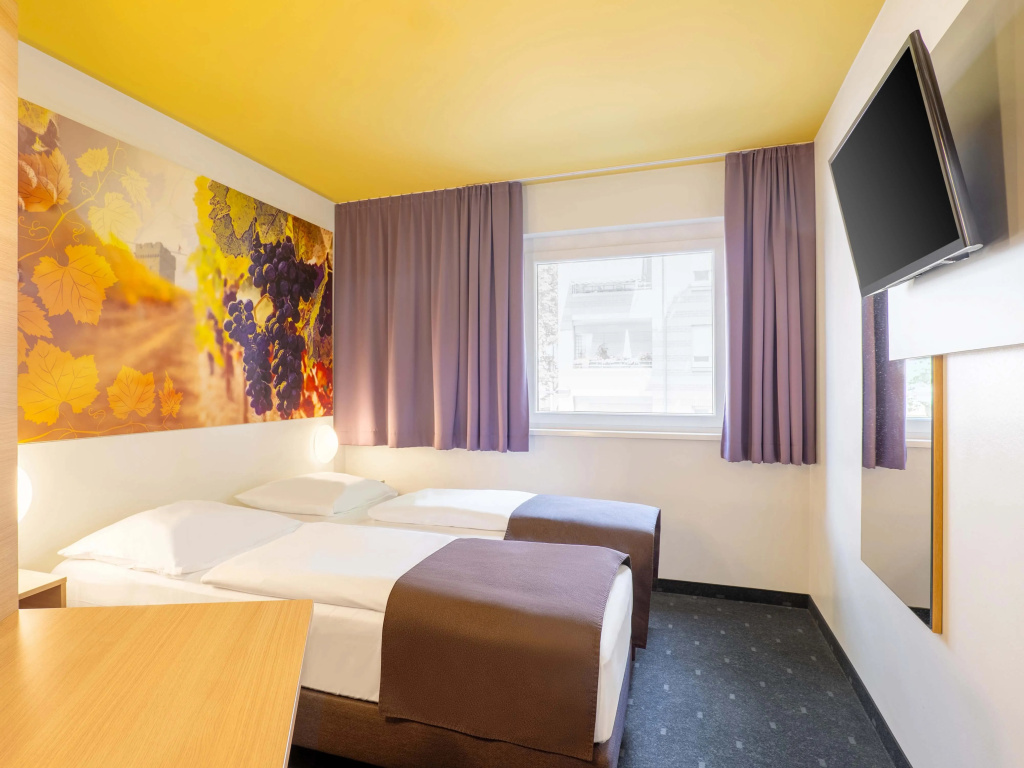 Double room (twin beds)