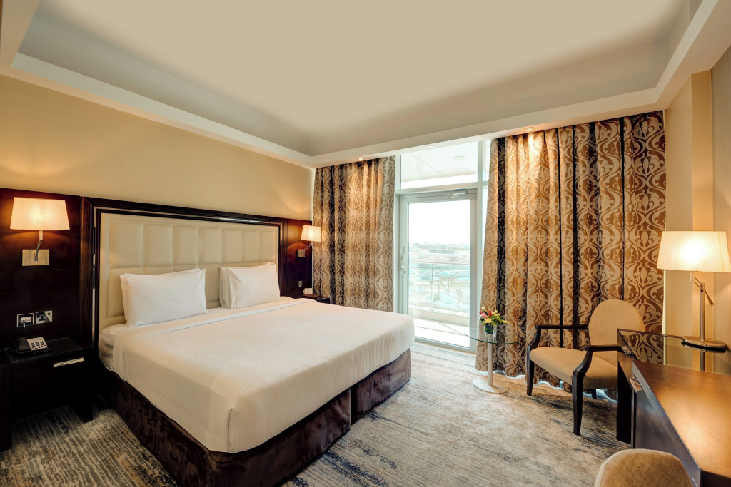 Superior Double room with creek view (full double bed)