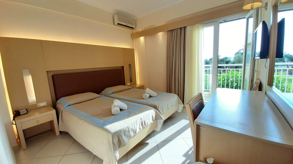 Standard Double Ground Floor room (twin beds)