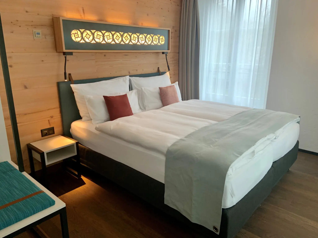 Medium Double room (twin beds)