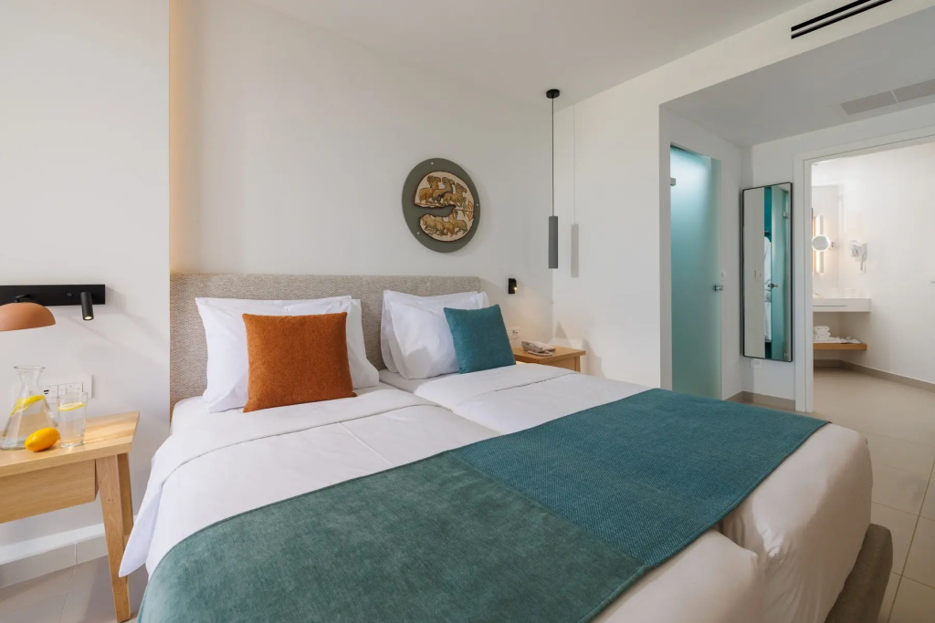 Superior Comfort Individual Pool Double room with garden view (twin beds)