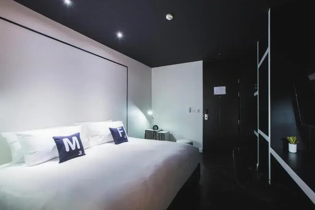 Blu Monkey Hub and Hotel Phuket — фото