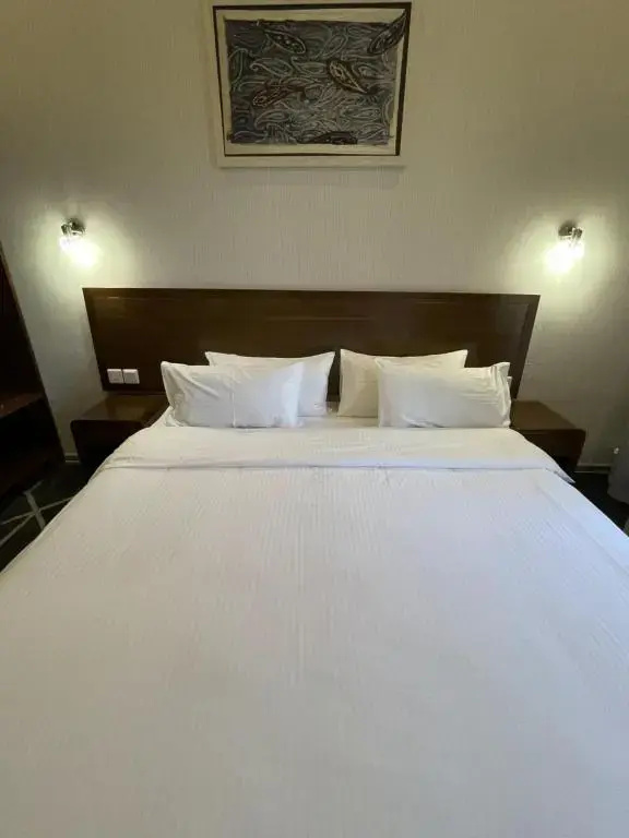 Standard Double room with balcony (full double bed)
