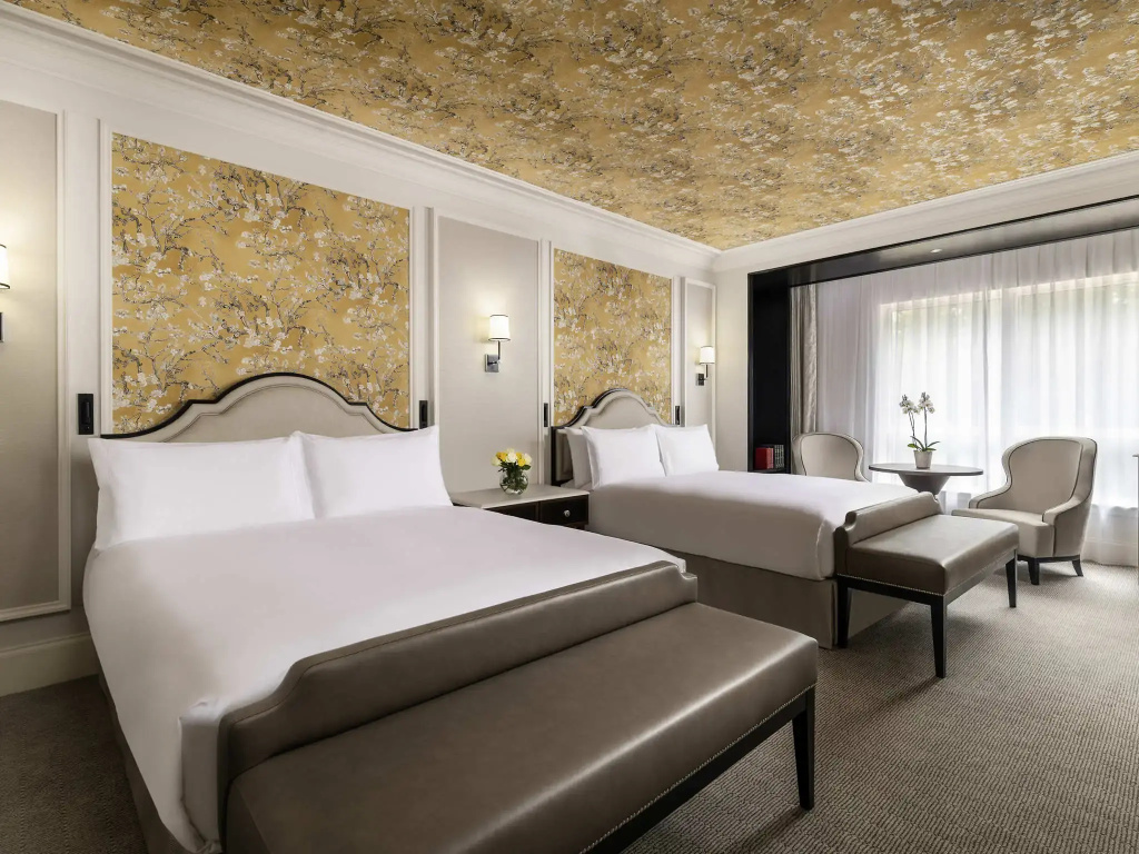 Deluxe Quadruple room
