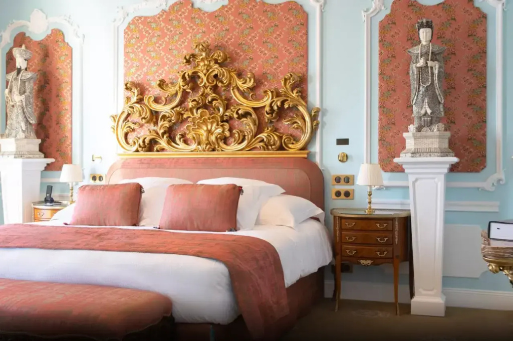 Marie Leszczynska Double Suite (full double bed)