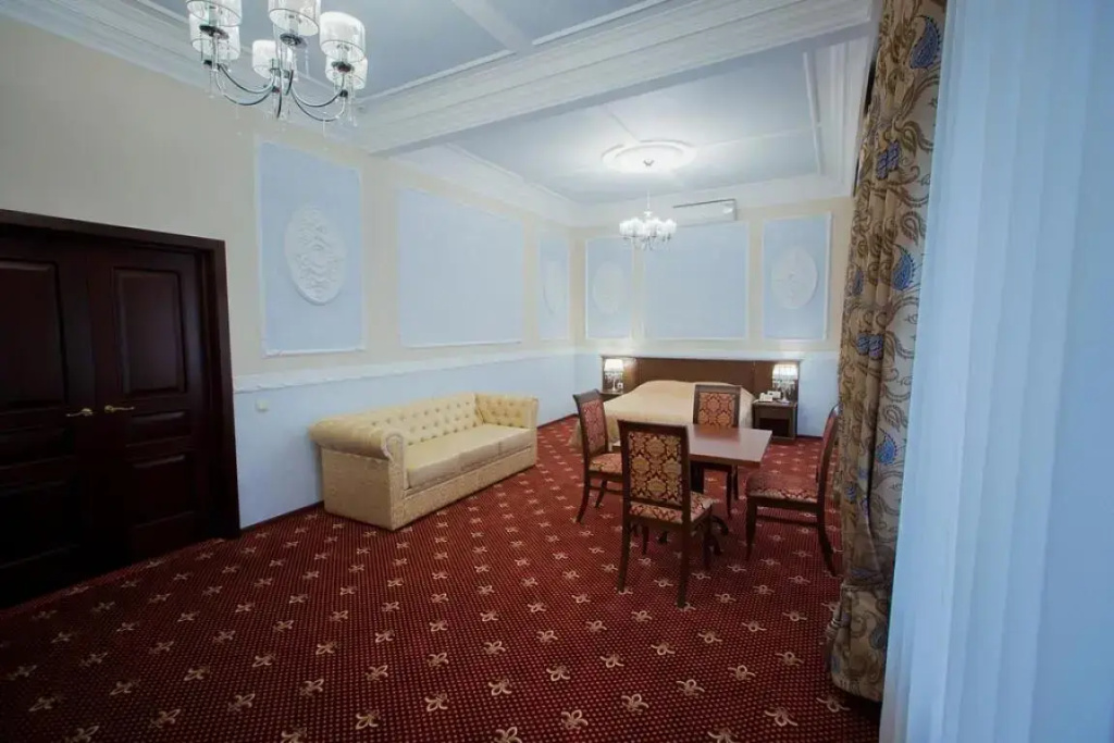 Grand Elets Hotel Room Type - Main Building Double Junior Suite full double bed
