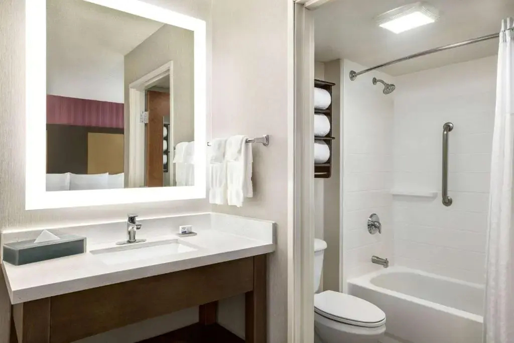La Quinta Inn & Suites by Wyndham Newark - Elkton - Chambres