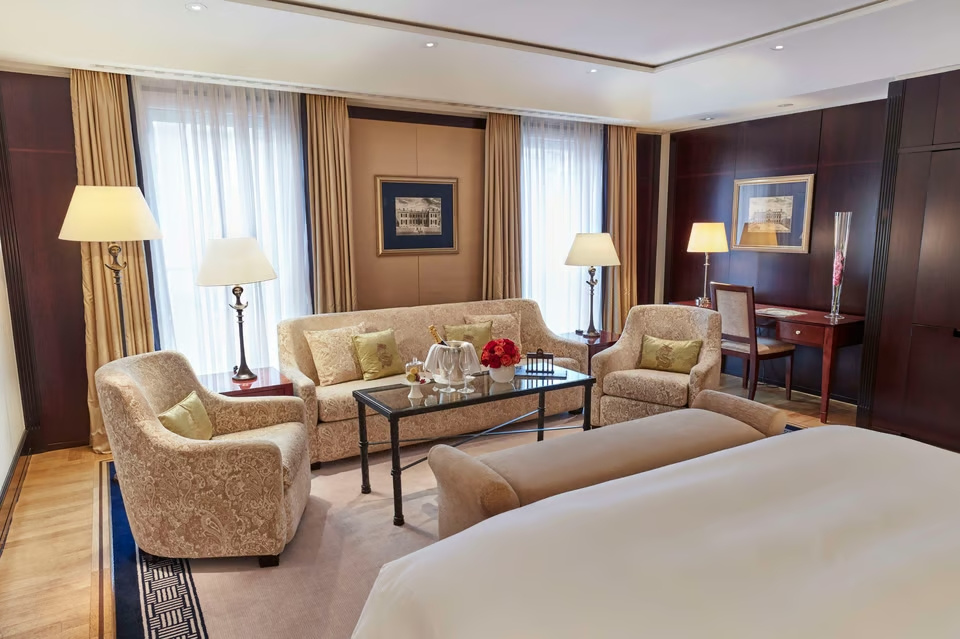 Double Junior Suite (full double bed)